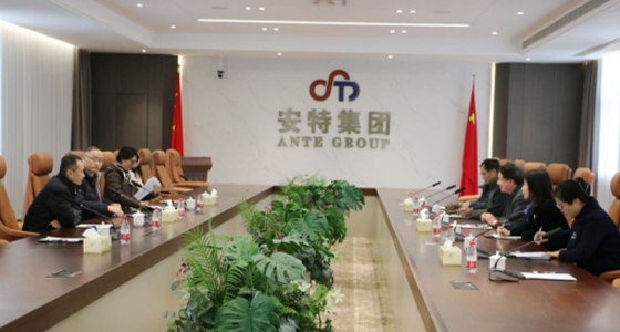 浙商研究院院长陈寿灿一行调研乐宝体育集团